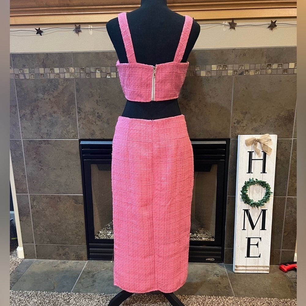 Pink tweed SHEIN two piece skirt set. Never worn. Size medium. - Picture 2 of 4